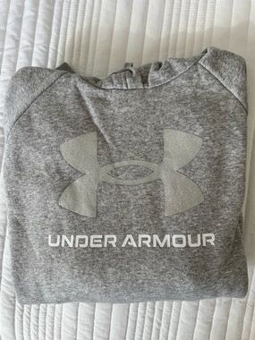 Under Armour Pullover Hoodie